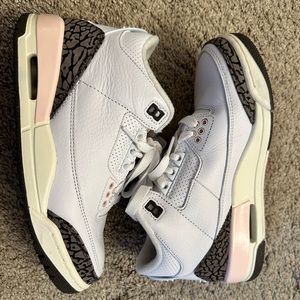 Barely worn AJ3s